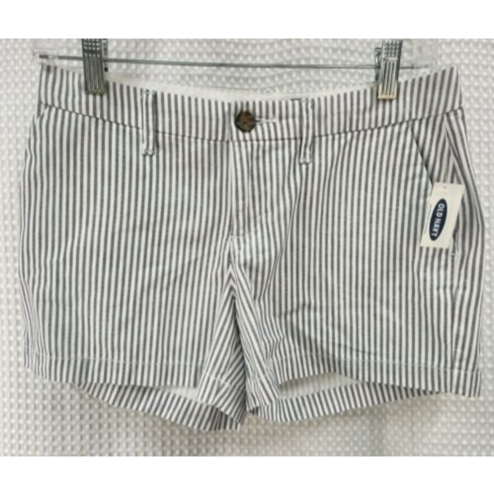 old navy gray pin striped shorts size 0 100% Cotton